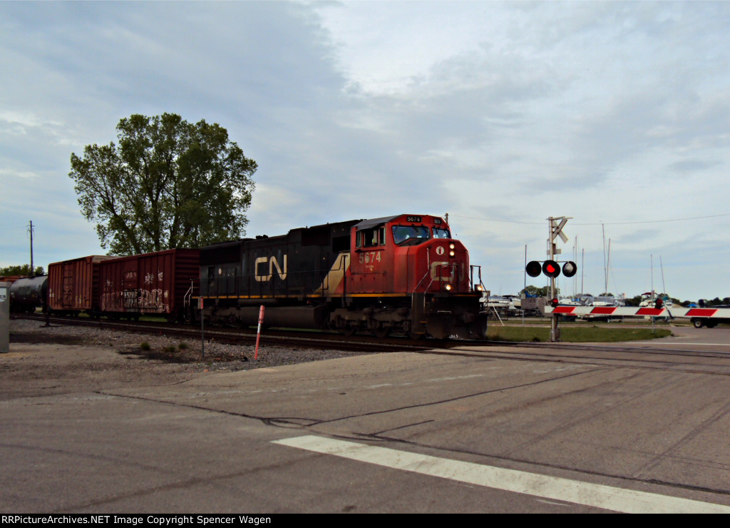 CN 5674